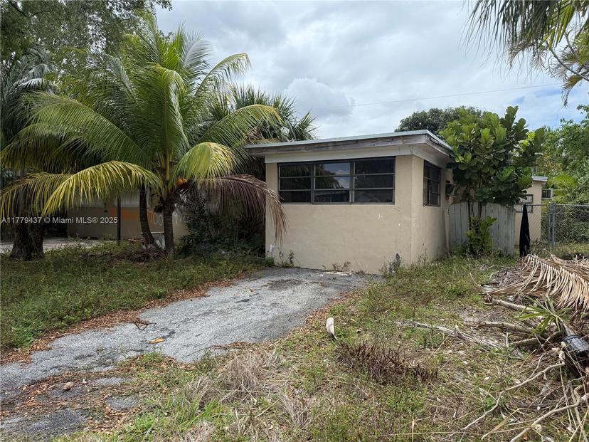 Picture of 19700 NE 11Th Pl, Miami FL 33179