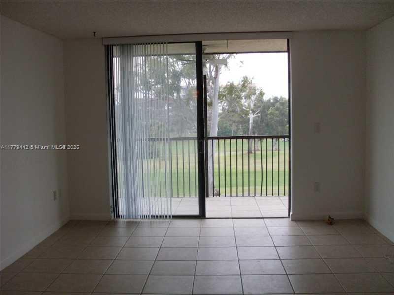 Picture of 5570 NW 44Th St # 414A, Lauderhill FL 33319