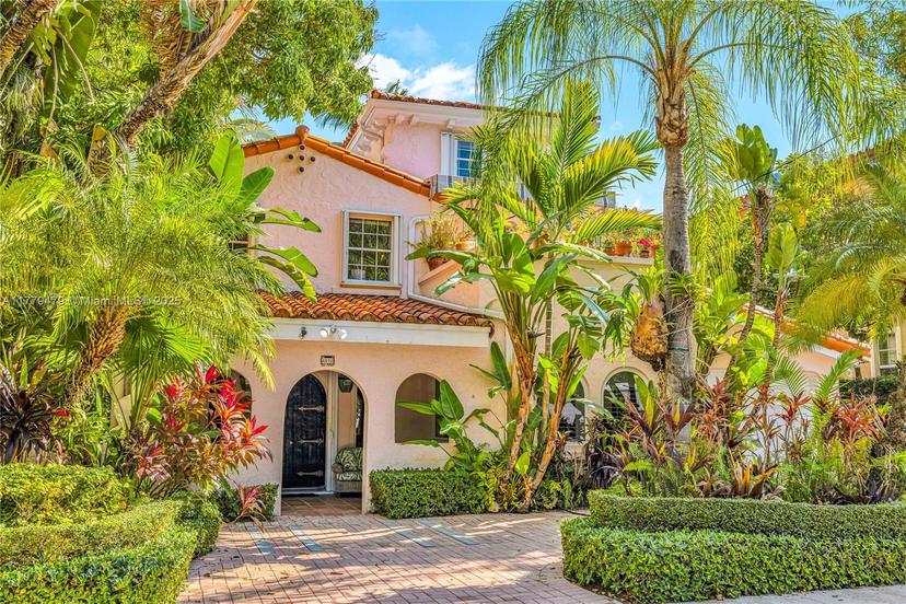 Picture of 4515 N Bay Rd, Miami Beach FL 33140