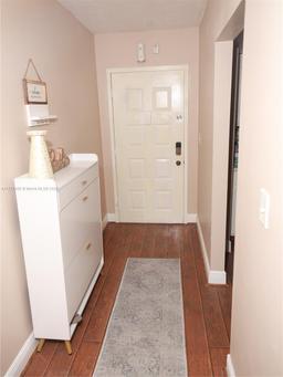 Picture of 5550 NW 44Th St # 418B, Lauderhill, FL 33319