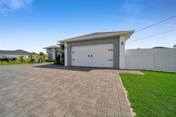 Picture of 1214 Embers Pkwy, Cape Coral, FL 33993