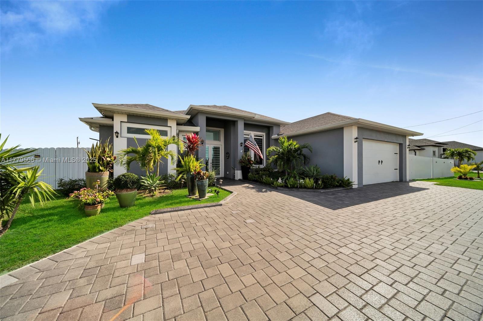 Picture of 1214 Embers Pkwy, Cape Coral, FL 33993