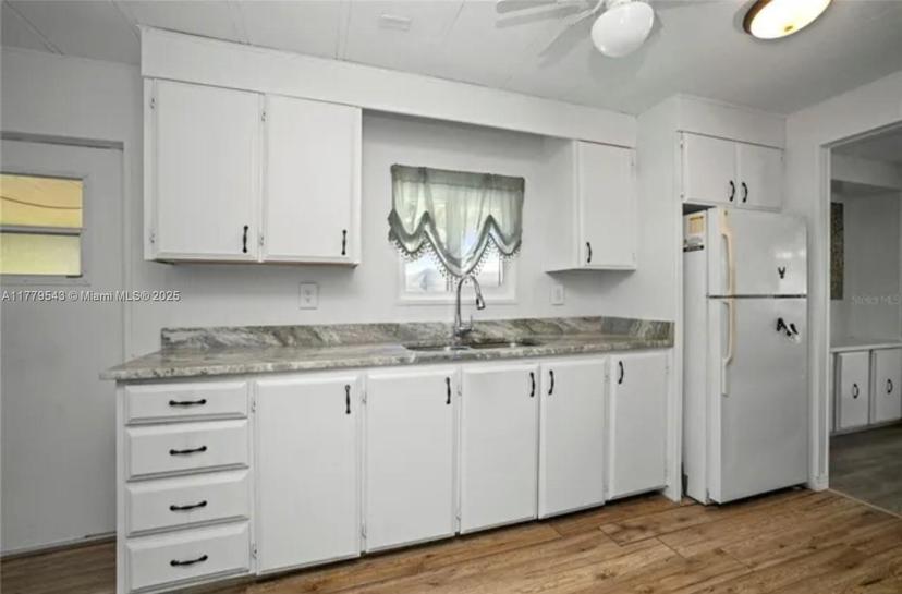 Picture of 2754 Tanager Lane, Other City - In The State Of Florida FL 34224