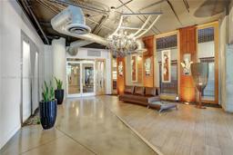 Picture of 10 SW South River Dr # 610, Miami, FL 33130