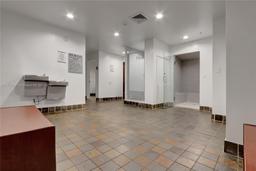 Picture of 10 SW South River Dr # 610, Miami, FL 33130