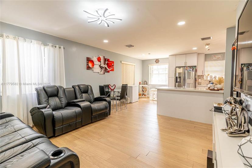 Picture of 19513 SW 116Th Ave, Miami FL 33157