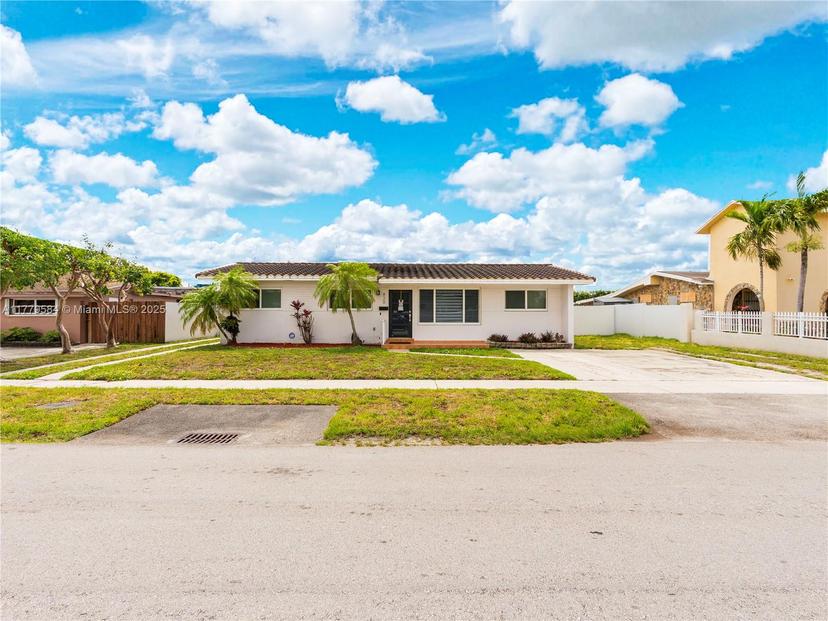 Picture of 820 W 54Th St, Hialeah FL 33012