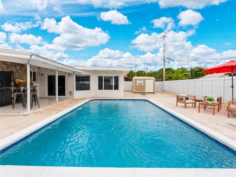 Picture of 820 W 54Th St, Hialeah FL 33012