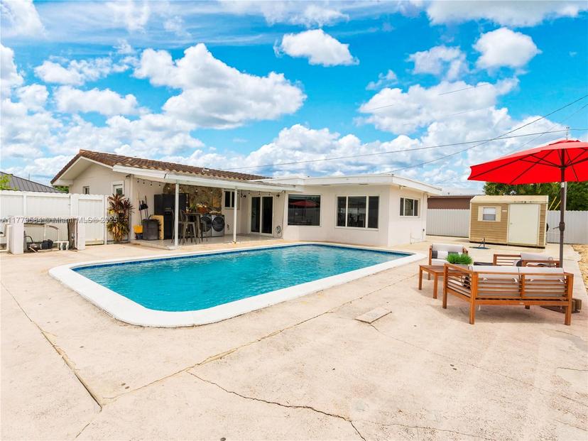 Picture of 820 W 54Th St, Hialeah FL 33012