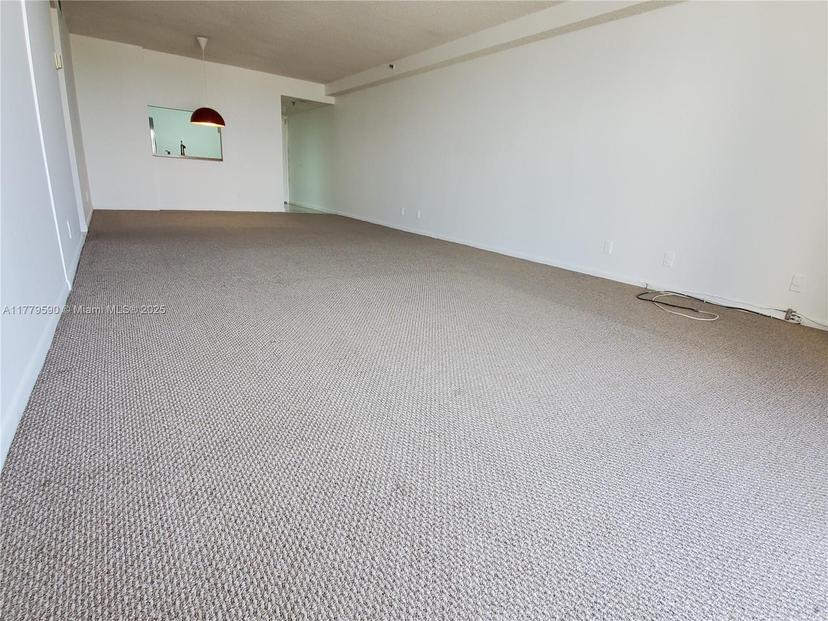 Picture of 2625 Collins Ave # 608, Miami Beach FL 33140