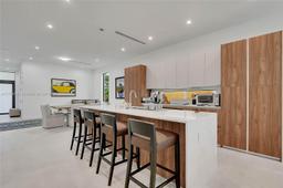 Picture of 3045 Elizabeth St # 3045, Miami, FL 33133