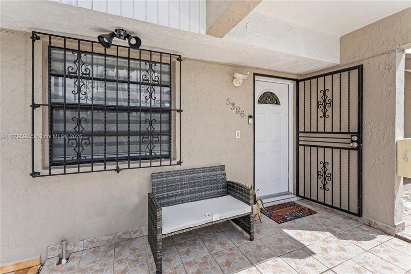 Picture of 5386 W 24Th Ave # 109, Hialeah Gardens FL 33016