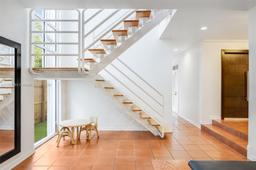 Picture of 4085 Battersea Rd, Coconut Grove, FL 33133