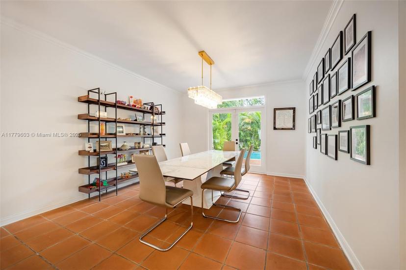 Picture of 4085 Battersea Rd, Coconut Grove FL 33133