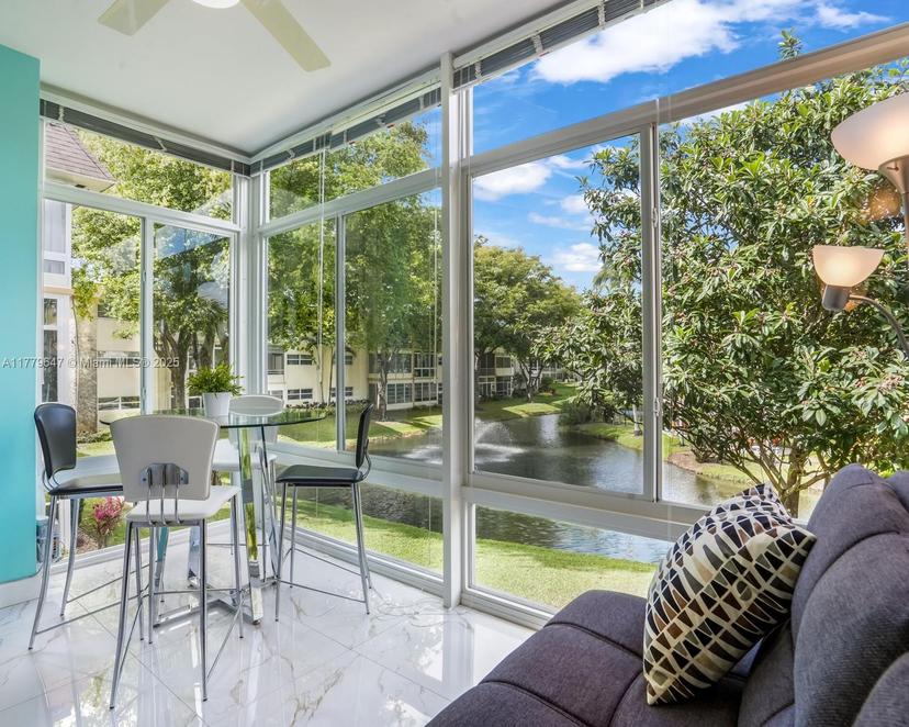 Picture of 5121 W Oakland Park Blvd # 205, Lauderdale Lakes FL 33313