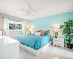 Picture of 5121 W Oakland Park Blvd # 205, Lauderdale Lakes, FL 33313