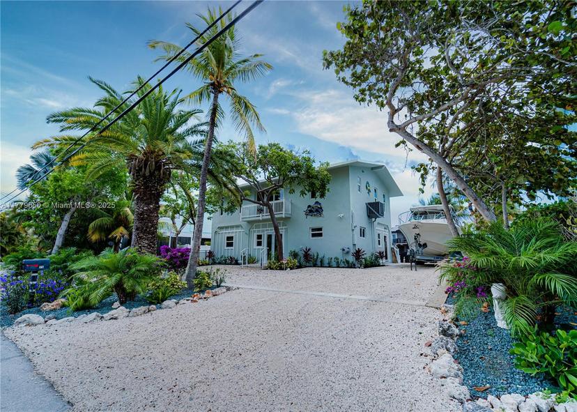 Picture of 25 N Blackwater Ln, Key Largo FL 33037