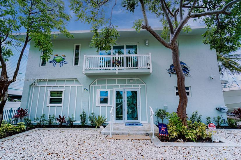 Picture of 25 N Blackwater Ln, Key Largo FL 33037