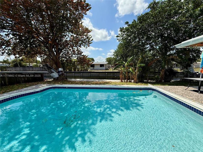 Picture of 1625 E River Dr, Margate FL 33063