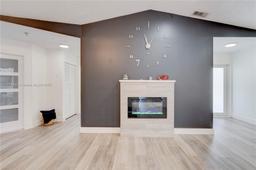 Picture of 6070 NW 179Th Ter, Hialeah, FL 33015