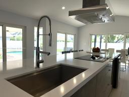 Picture of 10422 NW 50Th Pl, Coral Springs, FL 33076