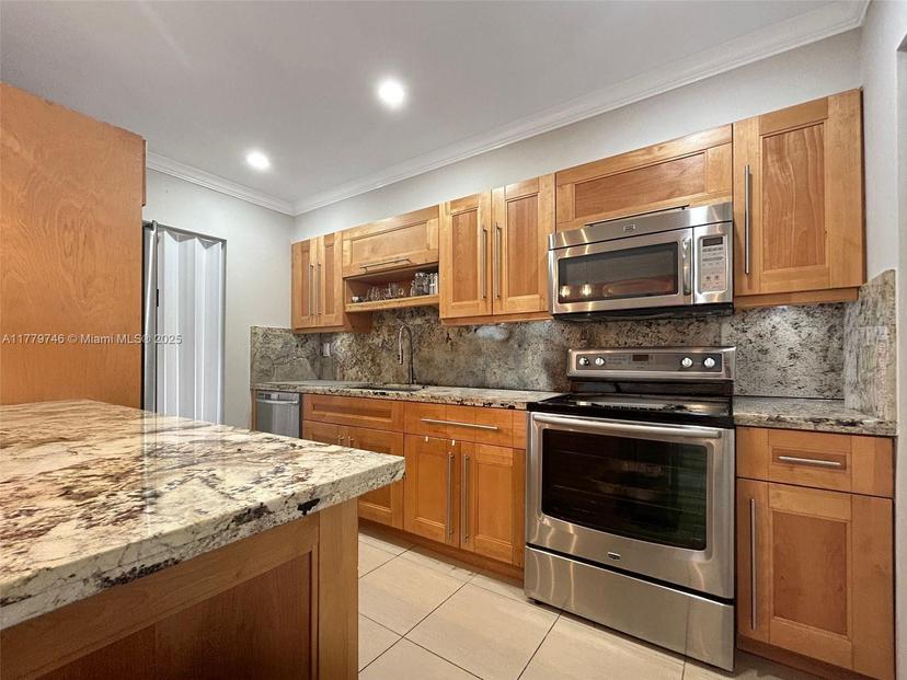 Picture of 8401 SW 107Th Ave # 176E, Miami FL 33173