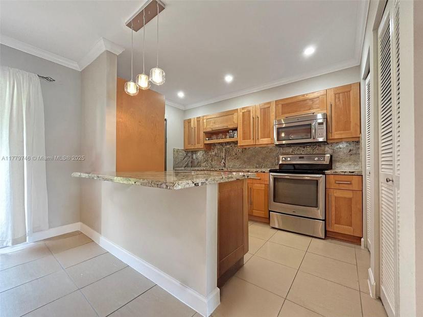 Picture of 8401 SW 107Th Ave # 176E, Miami FL 33173