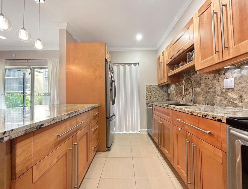 Picture of 8401 SW 107Th Ave # 176E, Miami FL 33173