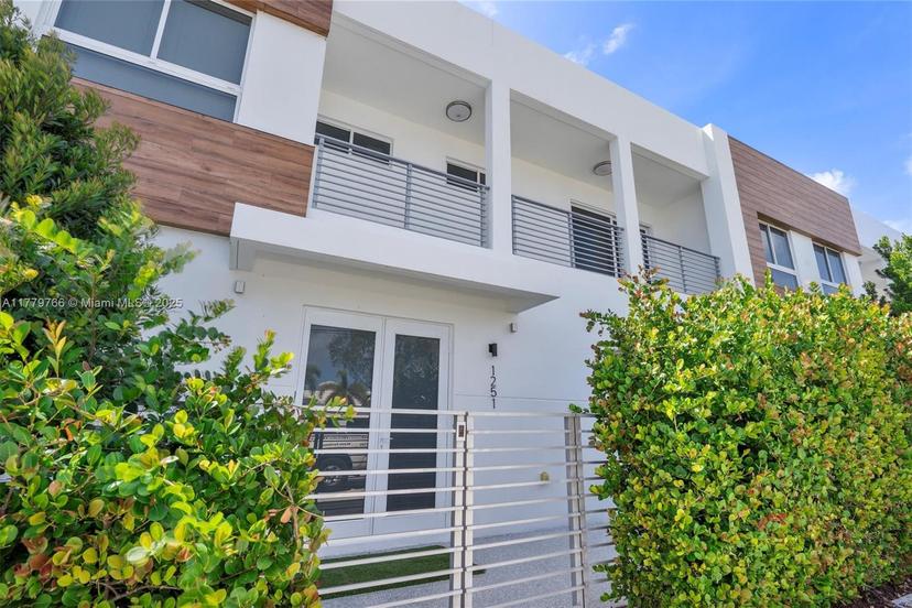 Picture of 1251 NE 18Th Ave, Fort Lauderdale FL 33304