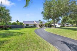 Picture of 1624 NW 20Th St, Homestead, FL 33030