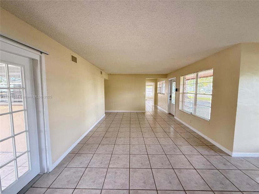 Picture of 6216 NW 9Th Ct, Margate FL 33063