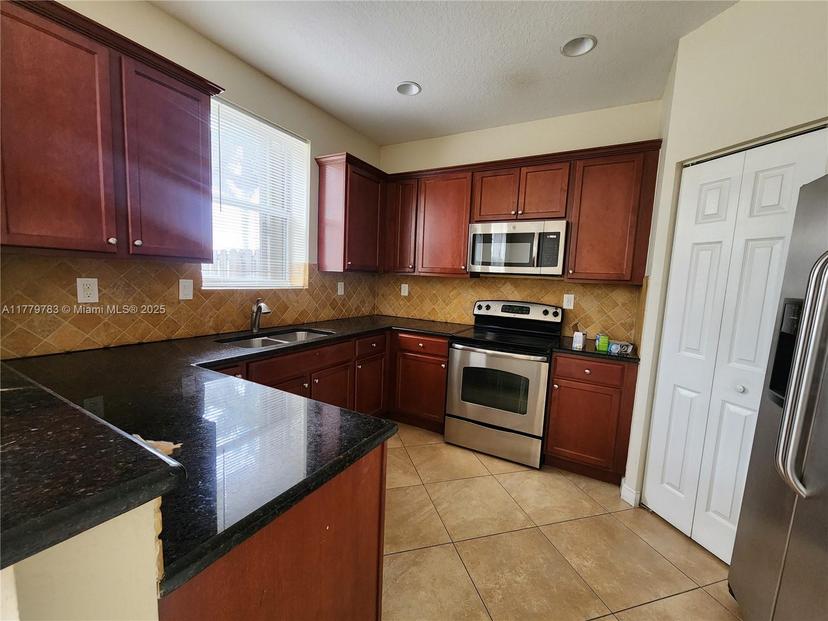 Picture of 14709 SW 25Th St # 14709, Miami FL 33185