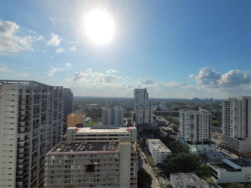 Picture of 999 SW 1St Ave # 2213, Miami FL 33130