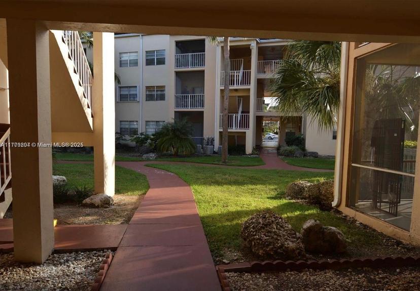 Picture of 15300 SW 106Th Ter # 534, Miami FL 33196