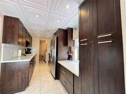 Picture of 11236 SW 11 St, Pembroke Pines, FL 33025