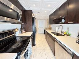 Picture of 11236 SW 11 St, Pembroke Pines, FL 33025