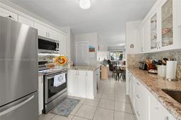 Picture of 7110 NW 173Rd Dr # 105, Hialeah, FL 33015