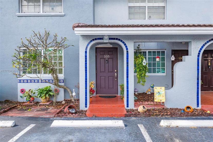 Picture of 7110 NW 173Rd Dr # 105, Hialeah FL 33015