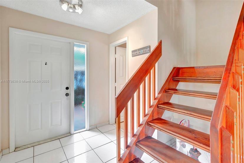 Picture of 131 SW 96Th Ter, Pembroke Pines FL 33025