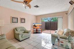 Picture of 131 SW 96Th Ter, Pembroke Pines, FL 33025