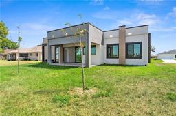 Picture of 2027 NE 18Th St, Cape Coral, FL 33909