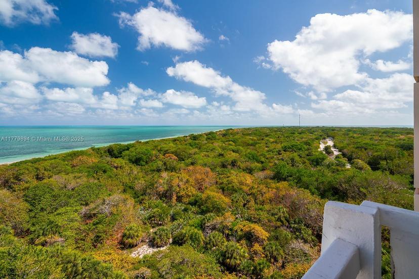 Picture of 1121 Crandon Blvd # D907, Key Biscayne FL 33149