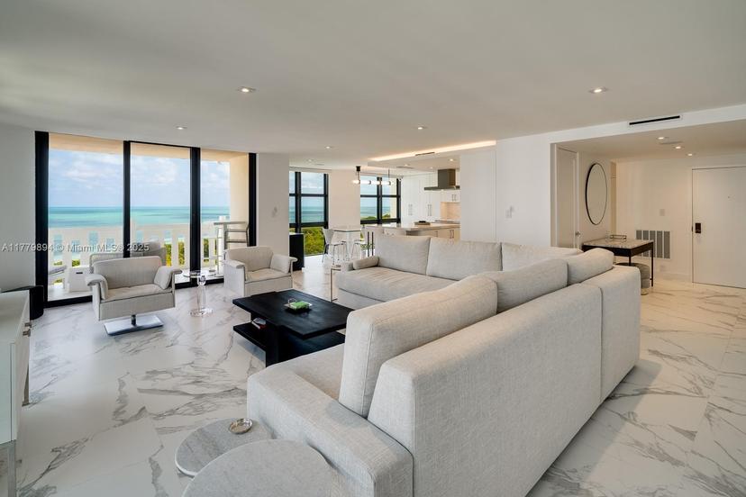 Picture of 1121 Crandon Blvd # D907, Key Biscayne FL 33149