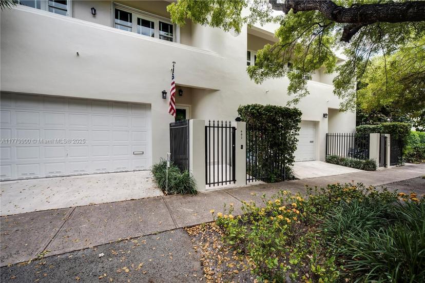 Picture of 602 Malaga Ave # B, Coral Gables FL 33134