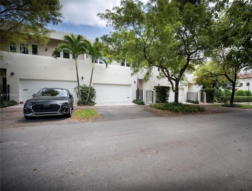Picture of 602 Malaga Ave # B, Coral Gables FL 33134