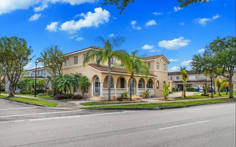 Picture of 13990 SW 274Th Ter, Homestead FL 33032