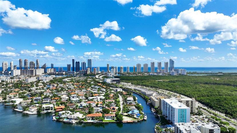 Picture of 16476 NE 27Th Ave # 50, North Miami Beach FL 33160