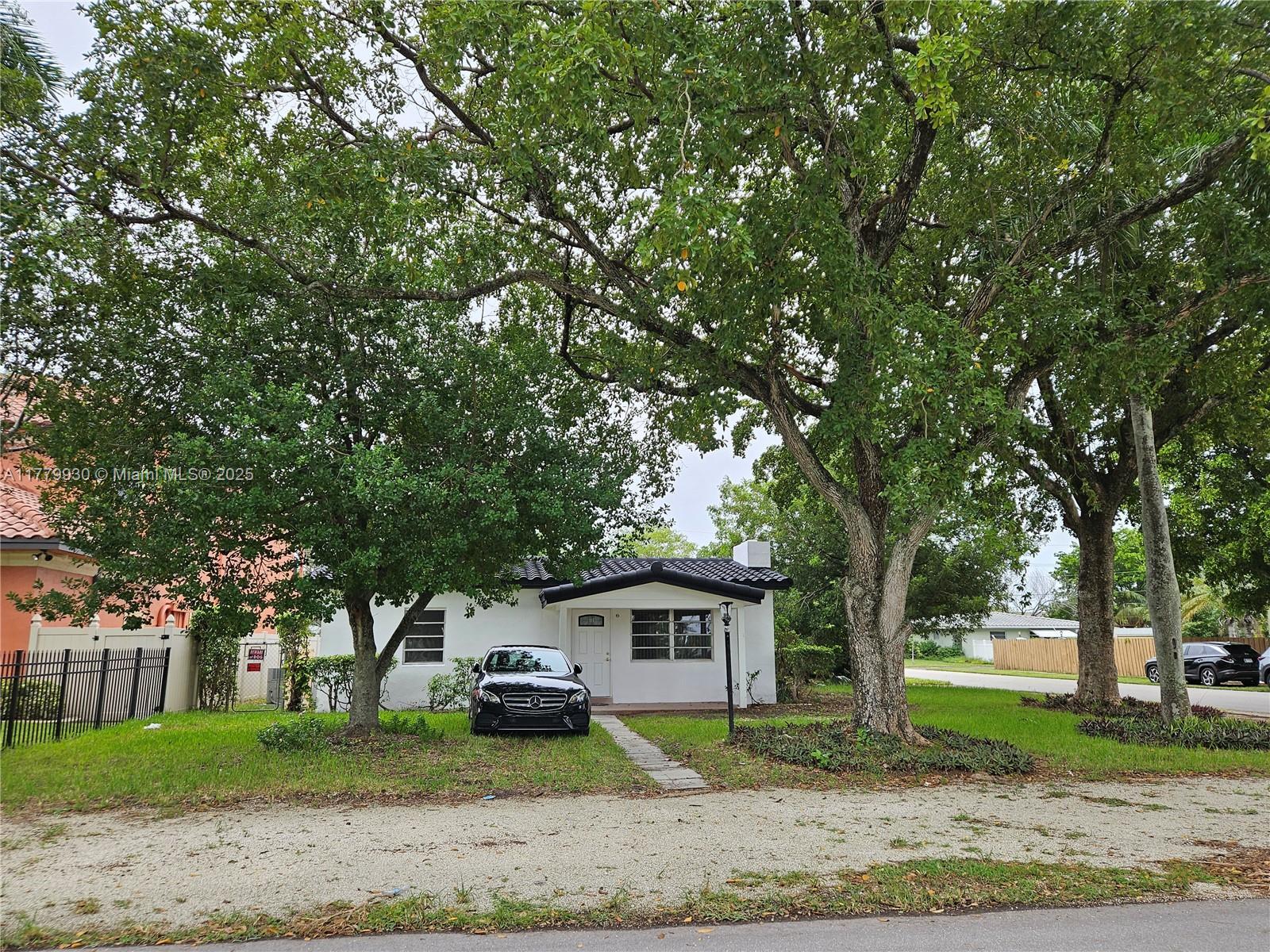 Picture of 700 NE 7Th St, Pompano Beach, FL 33060