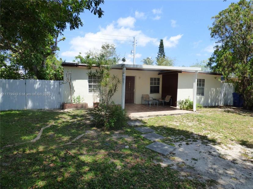 Picture of 1601 NE 182Nd St, North Miami Beach FL 33162