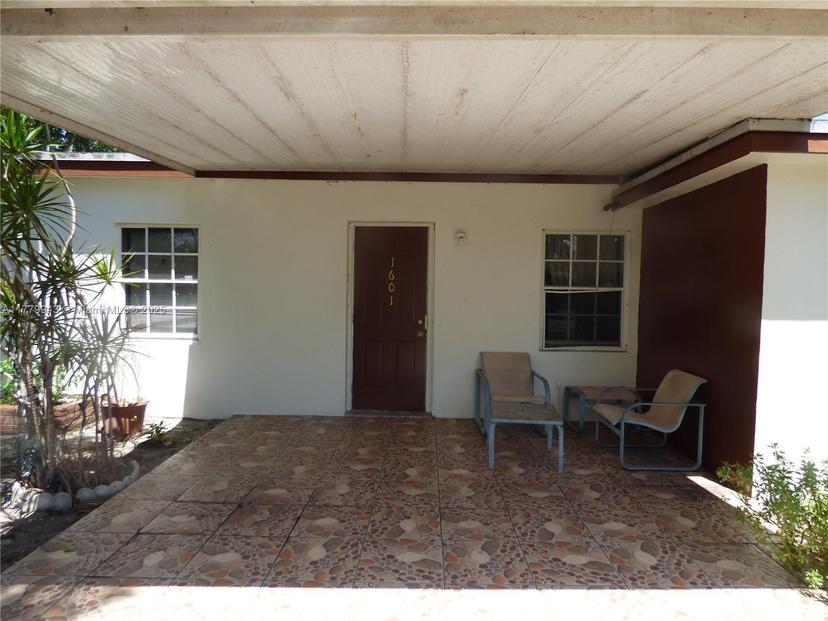 Picture of 1601 NE 182Nd St, North Miami Beach FL 33162